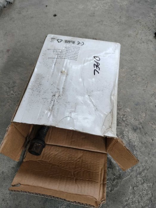 Vand prezoane pentru jante diferite marci