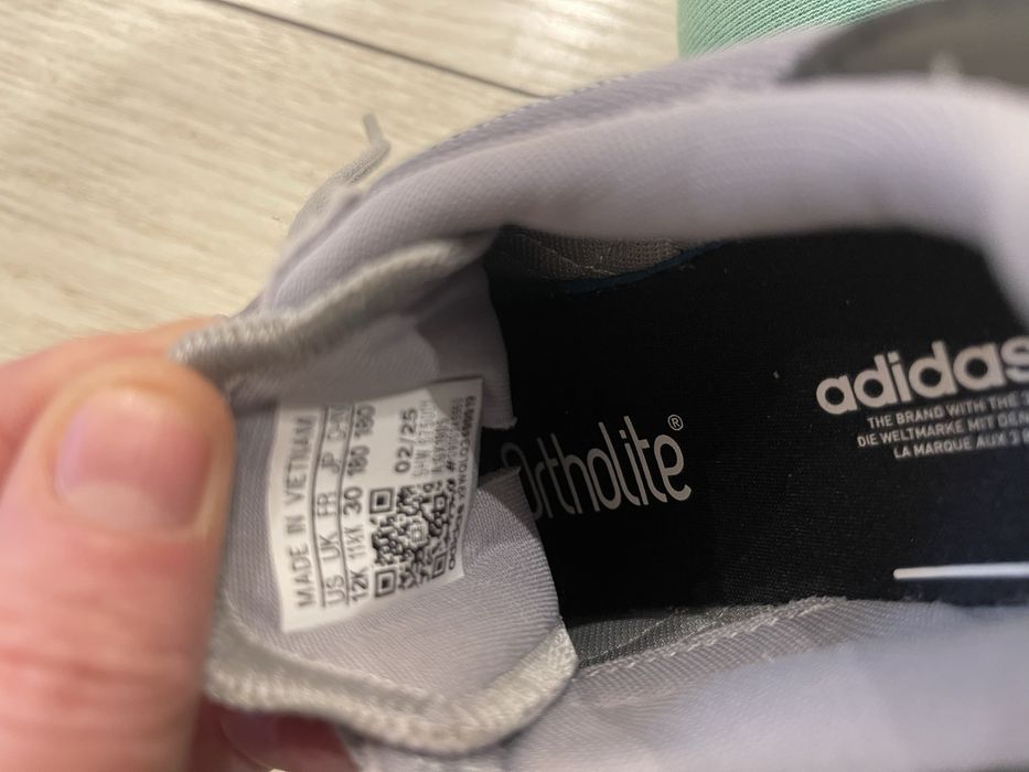 Adidasi adidas originali