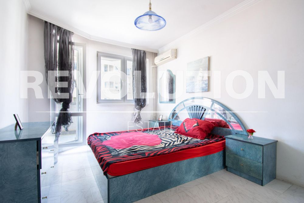 Дава се под наем Двустаен апартамент в София, Хладилника - 76 кв.м за 600 € - Снимка #5