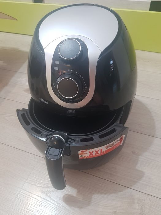 Friteuza cu aer cald