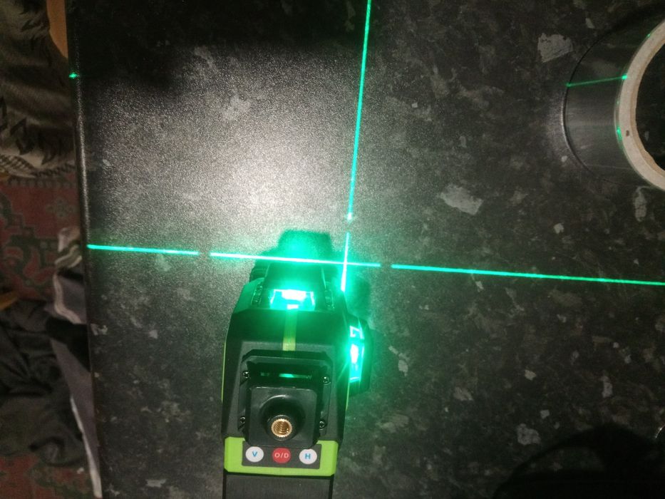 Лазерный уровень янги