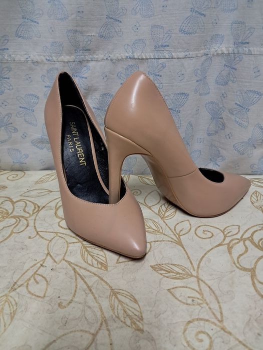 Продам  туфли  разные.,