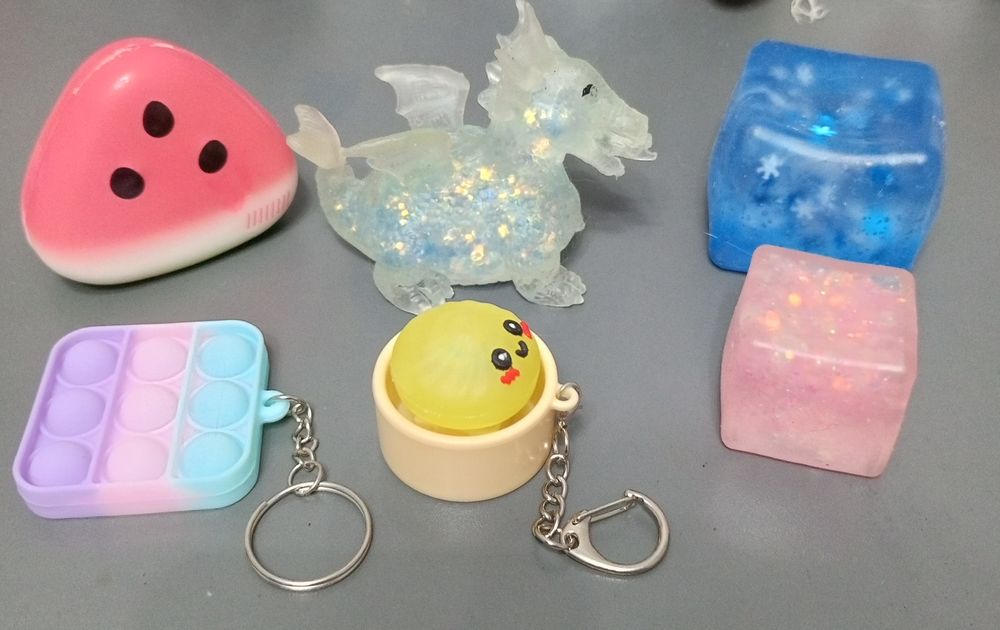 Продам игрушки сквиши