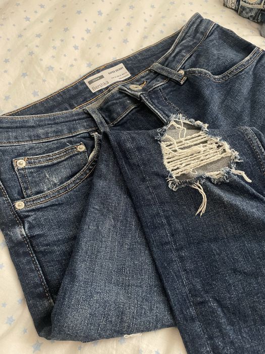 Дънки на Бершка, Дефакто, Мави и други