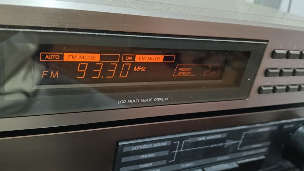 Linie audio JVC japoneză