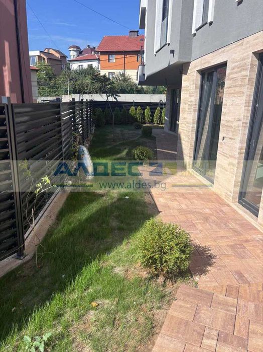 Продава се Двустаен апартамент в София, Горна баня - 61 кв.м за 1927 €/кв.м - Снимка #1