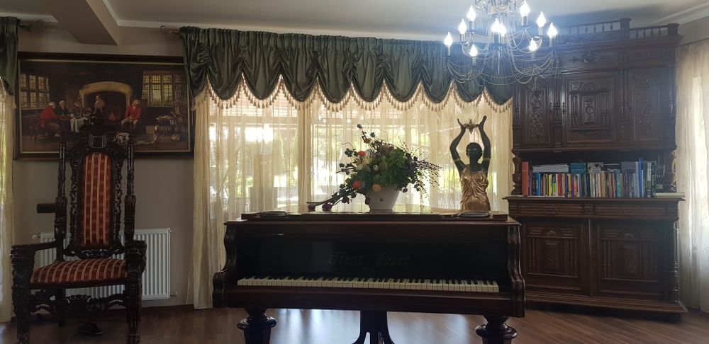 Vand draperii ornamentale,matase naturale,verde smarald