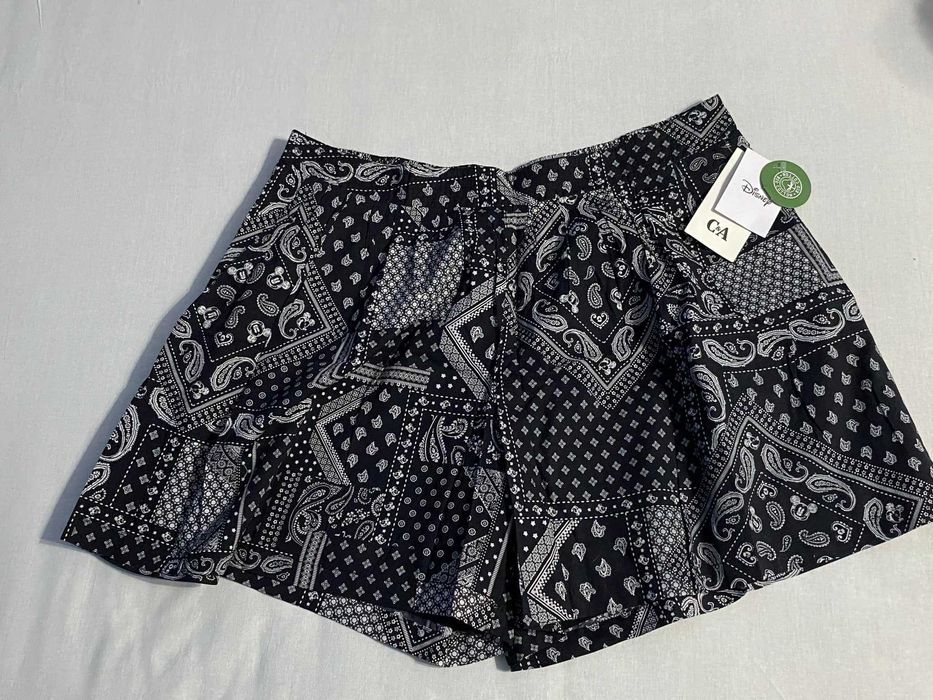 Дамски къси панталони C&A