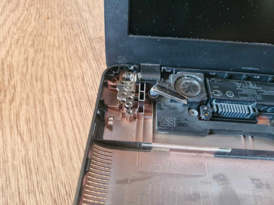 Asus X541U по запчастям