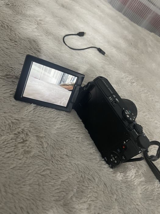 Aparat foto NIKON , 30xZOOM . Stare foarte buna, functioneazs perfect.