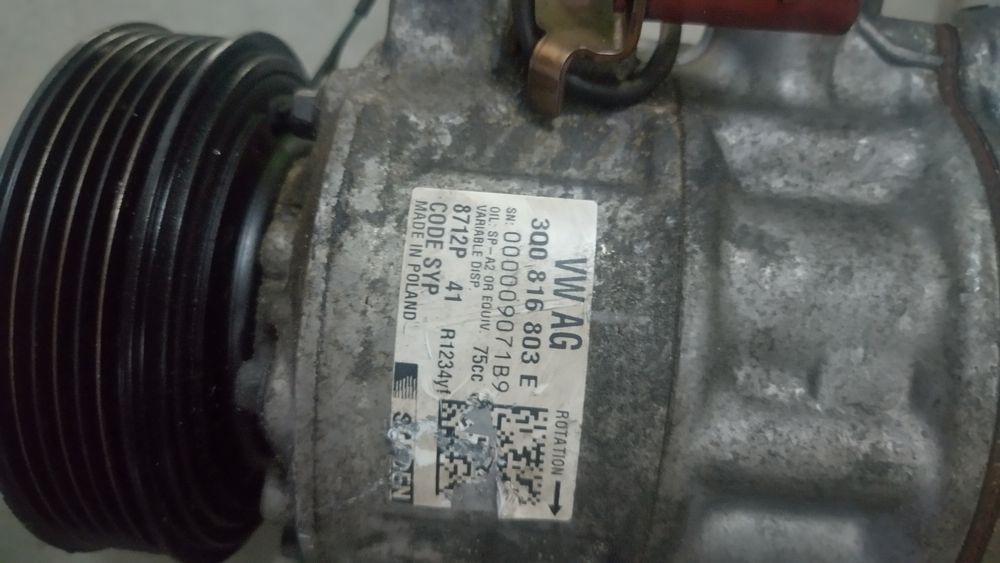 Compresor clima audi Volkswagen 3Q0816803E