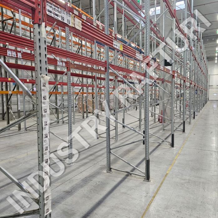 Rafturi industriale second-hand