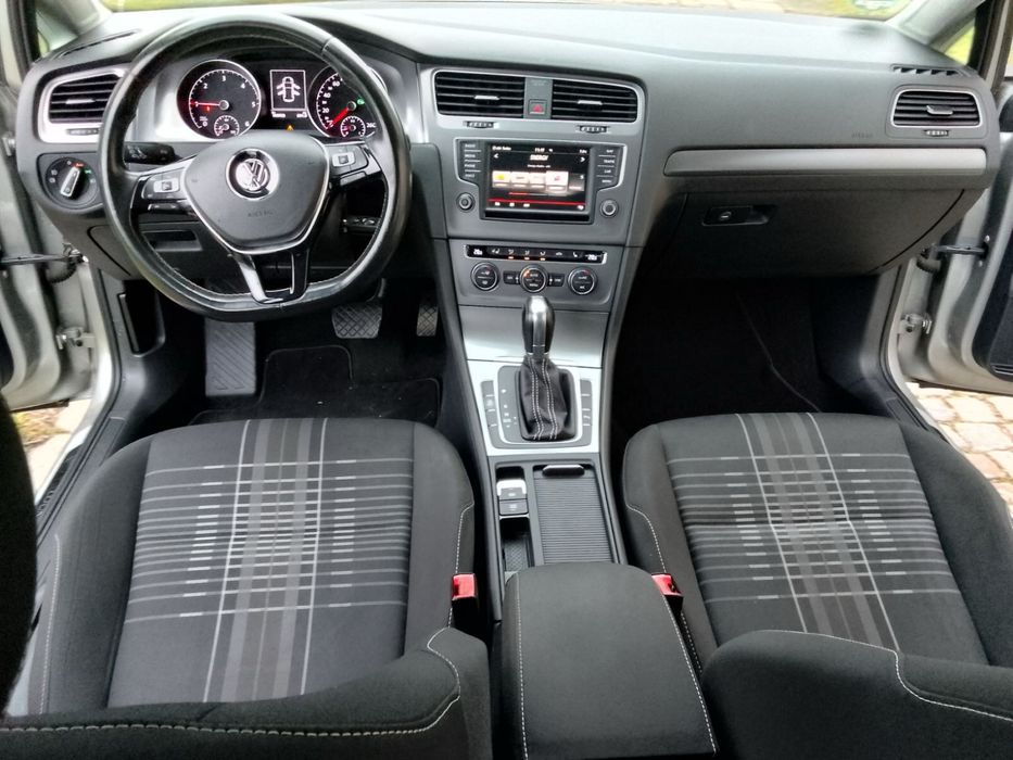 VW Golf 1.6TDI Атоматик 100хил км