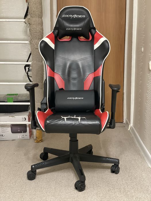 Игровое кресло DXRacer PH188