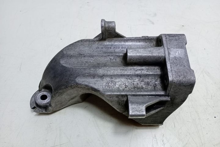 Suport motor stanga A6512230004 Mercedes-Benz E-Class W212/S212/C207/