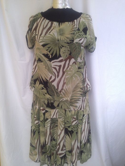 Продавам ръчно изработени дамски дрехи