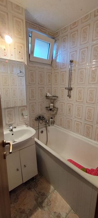 Apartament 2 camere cartier Dărmănești la etaj 3 liber