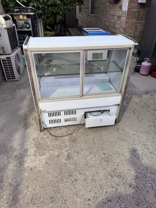 Продам срочна холодильник