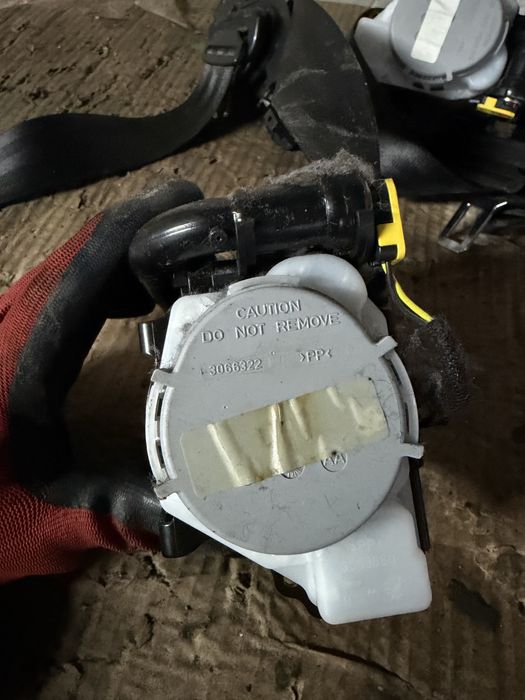 Предни колани от ауди а3 8в / audi a3 8v