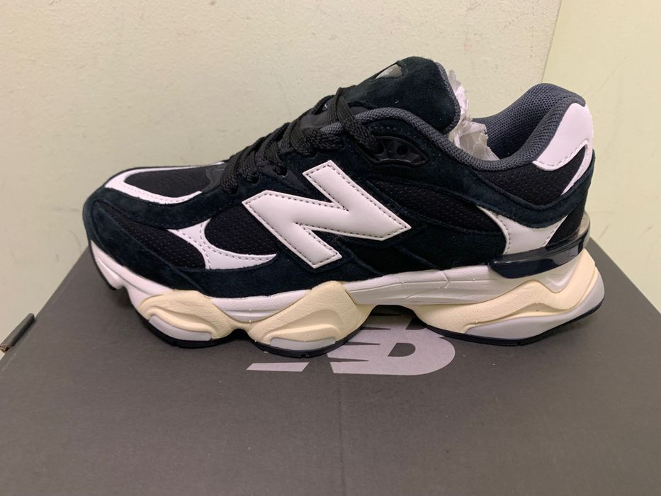 Нови дамски маратонки New Balance 9060 черно бели 38 номер