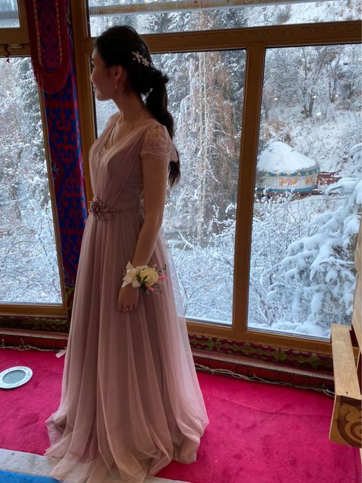 Вечернее платье