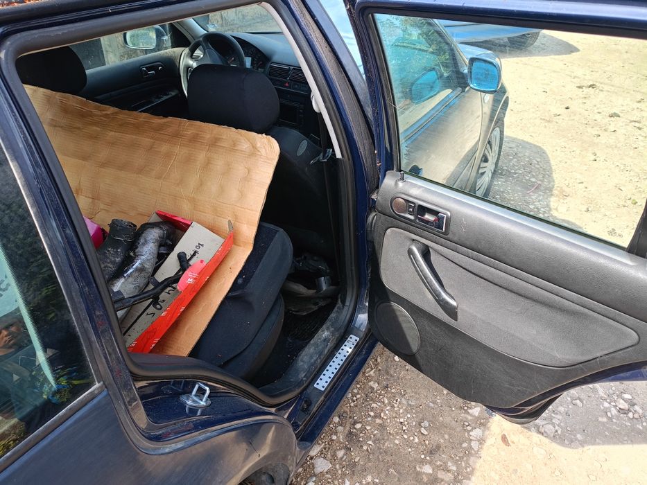 НА ЧАСТИ!!!Голф 4 Комби special edition