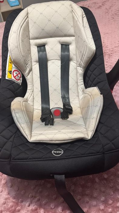 Продам автокресло