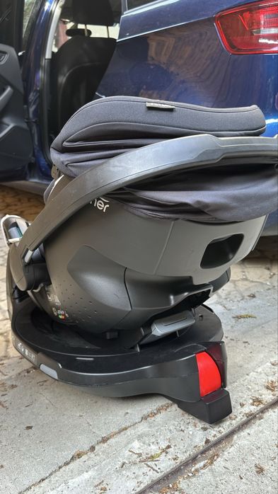Scoica Britax Römer Baby Safe Pro si Isofix Vario Base