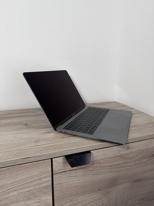 Macbook pro 2017 128GB