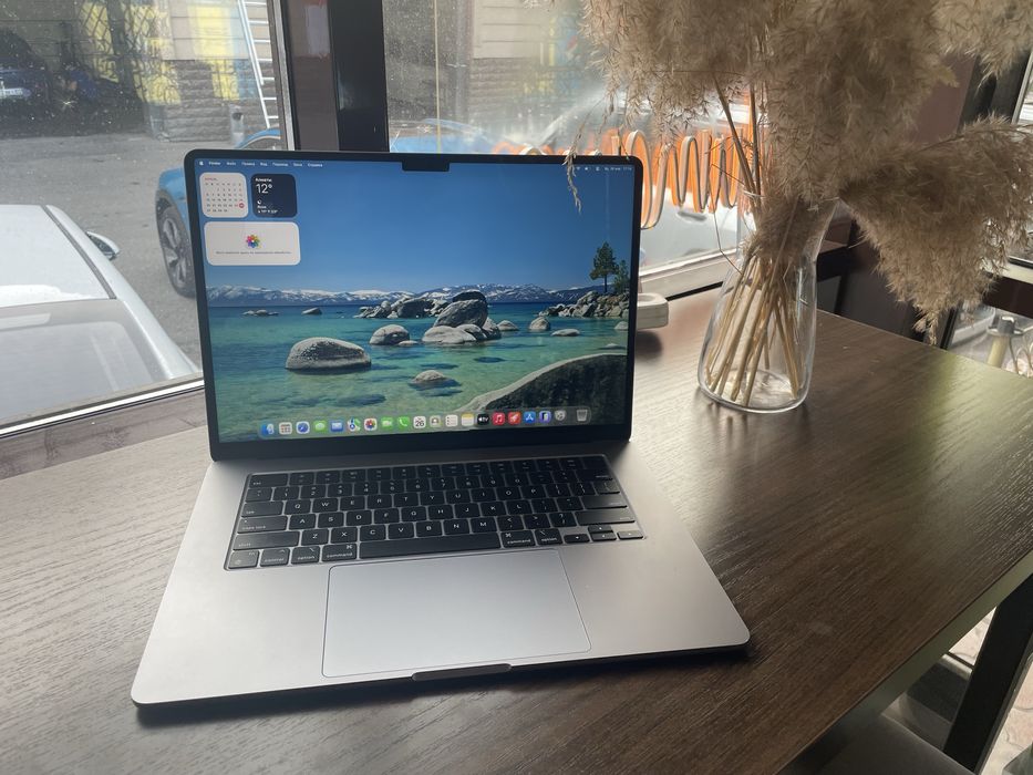 MacBook Air M2 15 дюйм