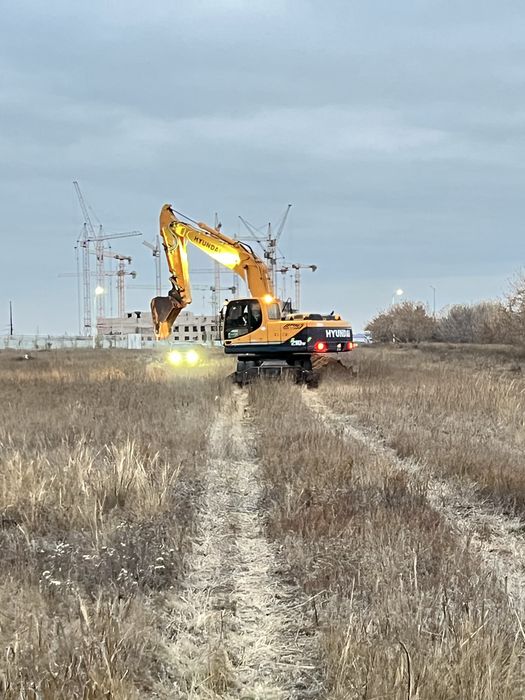 Аренда услуги экскаватора