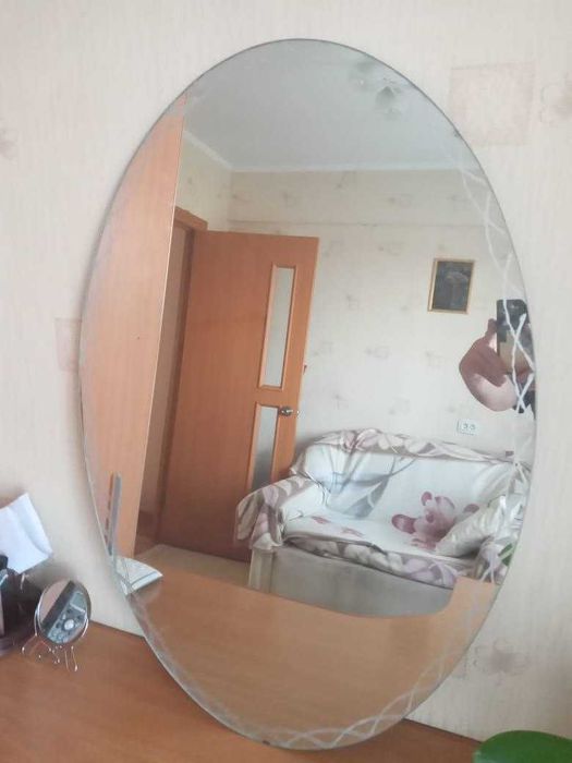 Зеркало настенное