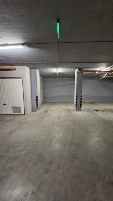 Продава се Двустаен апартамент в София, Надежда 3 - 84 кв.м за 2441 €/кв.м - Снимка #9