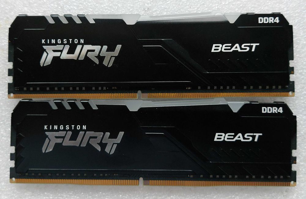 KIT Memorii 16GB(2X8GB) DDR4 3200Mhz KINGSTON Fury Beast RGB