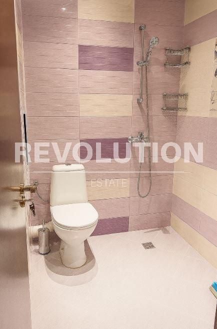 Дава се под наем Двустаен апартамент в Варна, Левски - 56 кв.м за 475 € - Снимка #3