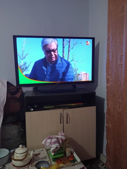 Продам смарт ТВ звоните уточняйте