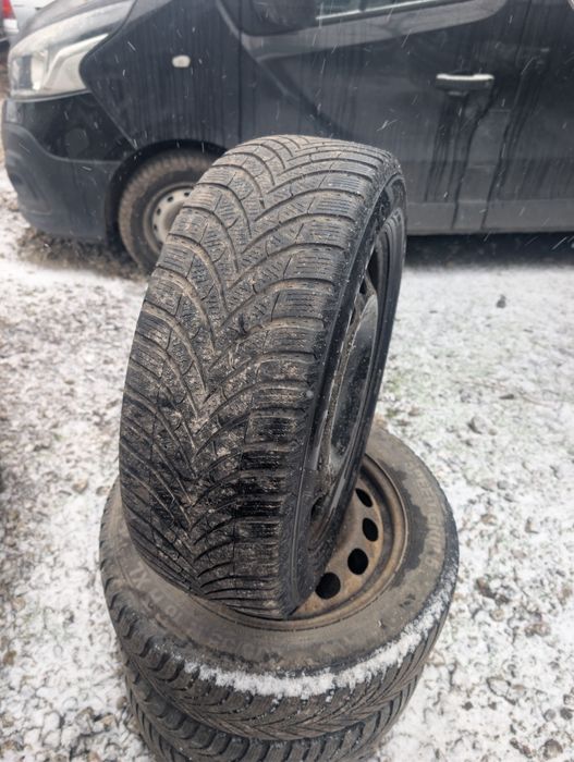 Roti iarna Volkswagen 5x112 R16 Anvelope 205 55 R16 Complete