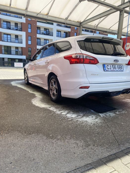 FORD Focus 0 — imagine 4