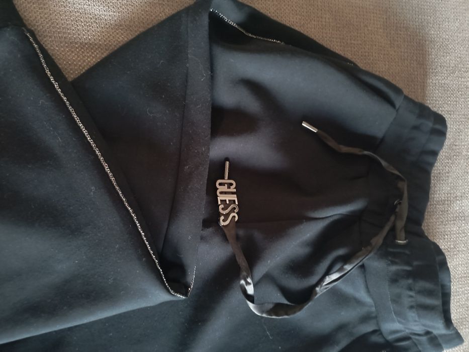 Дамско долнище Guess