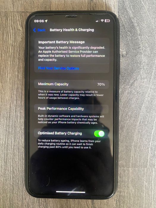 iPhone 11 черного цвета