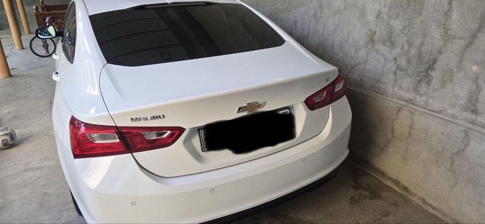 Malibu 2 2.4 l 2018 sotiladi