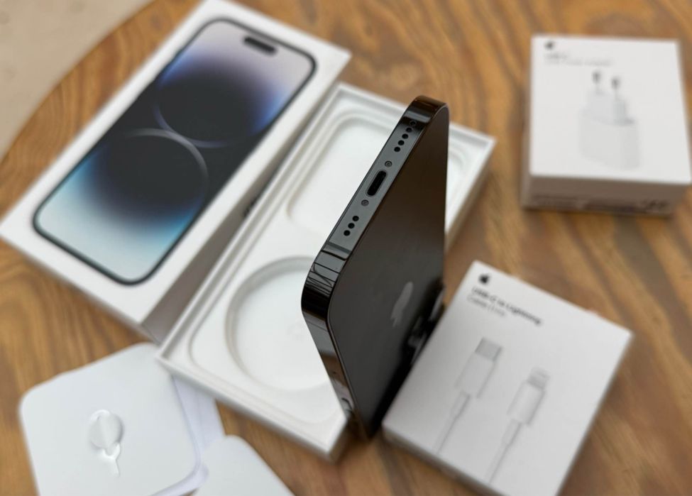 iPhone 14 PRO Space Black 256Neverlocked- Full Box-