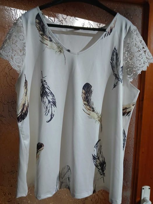 Vând 3 bluze mărime mare