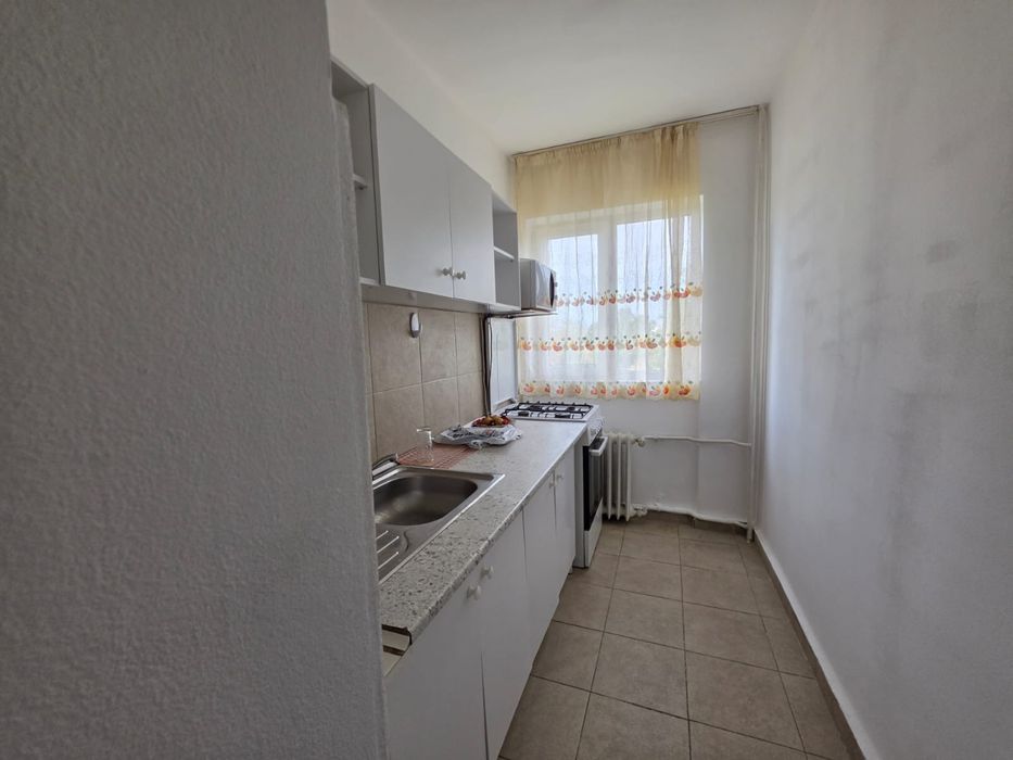 Apartament , 2 camere, Rogeris