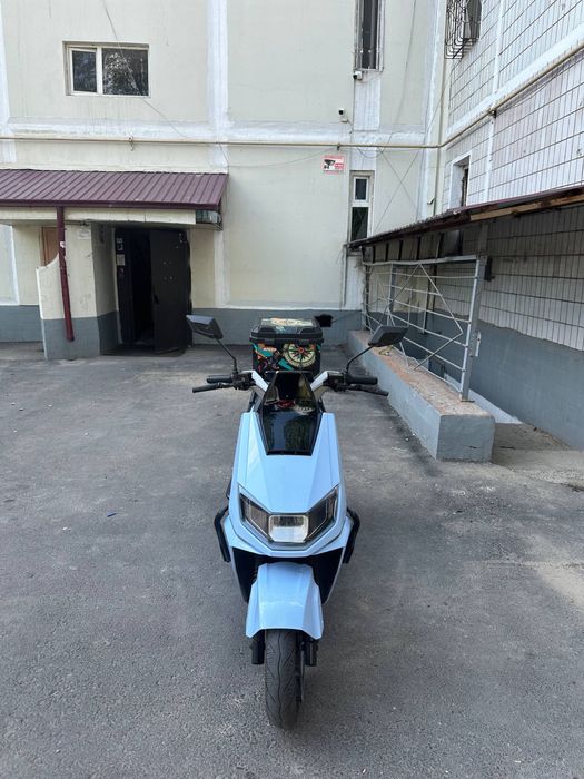 Skuter elektro продаю Lima performance