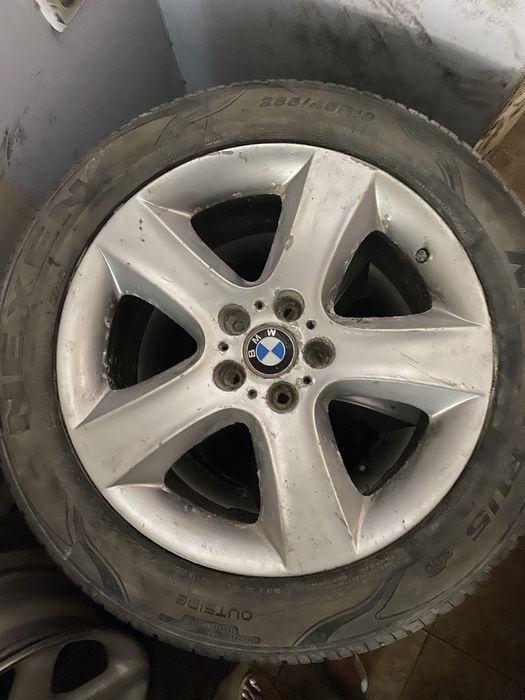 Диски на BMW X5 с Шинами Nexen