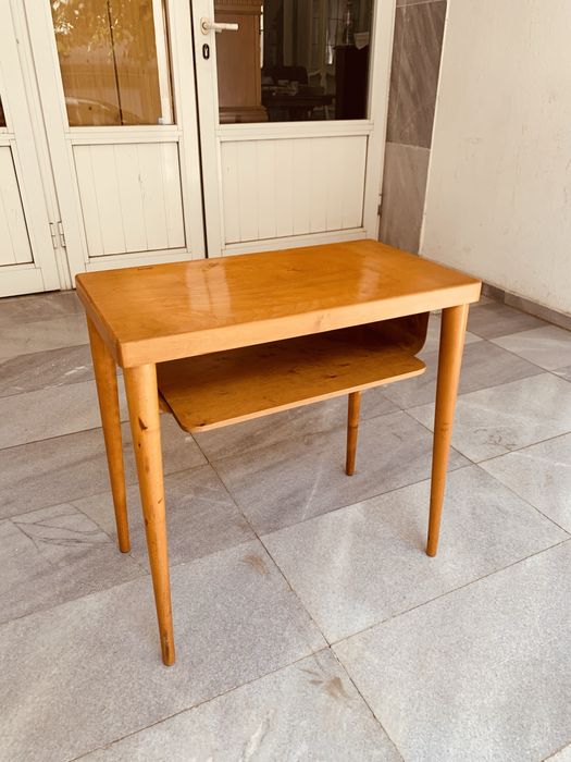 Шведска винтидж масичка – Scandinavian Modern (50-те години)