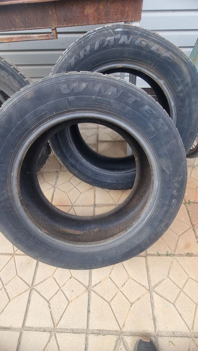 Продам резину на 20