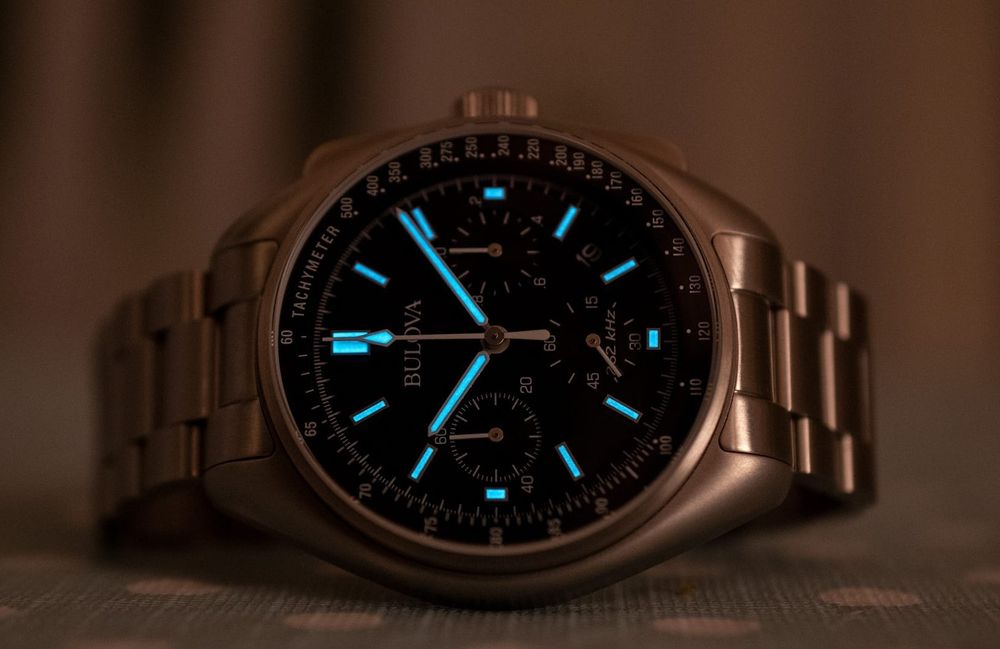 Bulova Lunar Pilot, почти Omega Speedmaster.