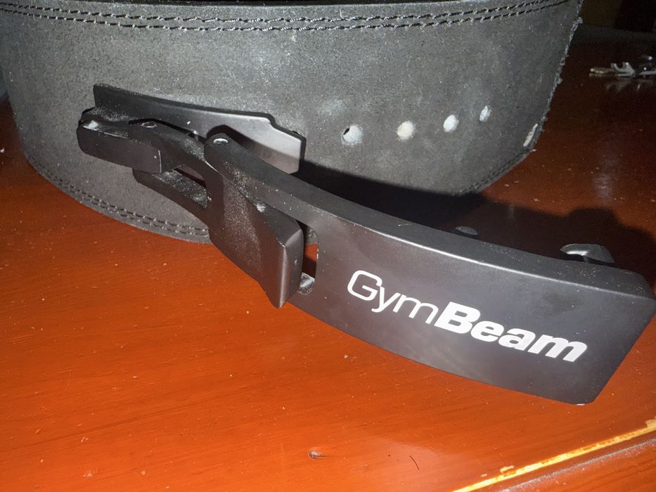 Колан за тежести на gymbeam